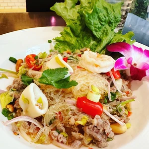 Yum-Woon-Sen