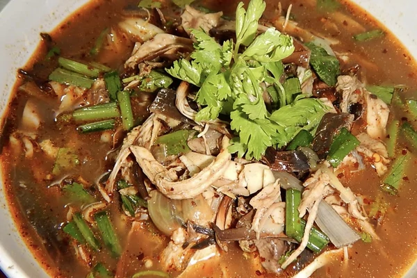 Pulled Chicken Sour Soup